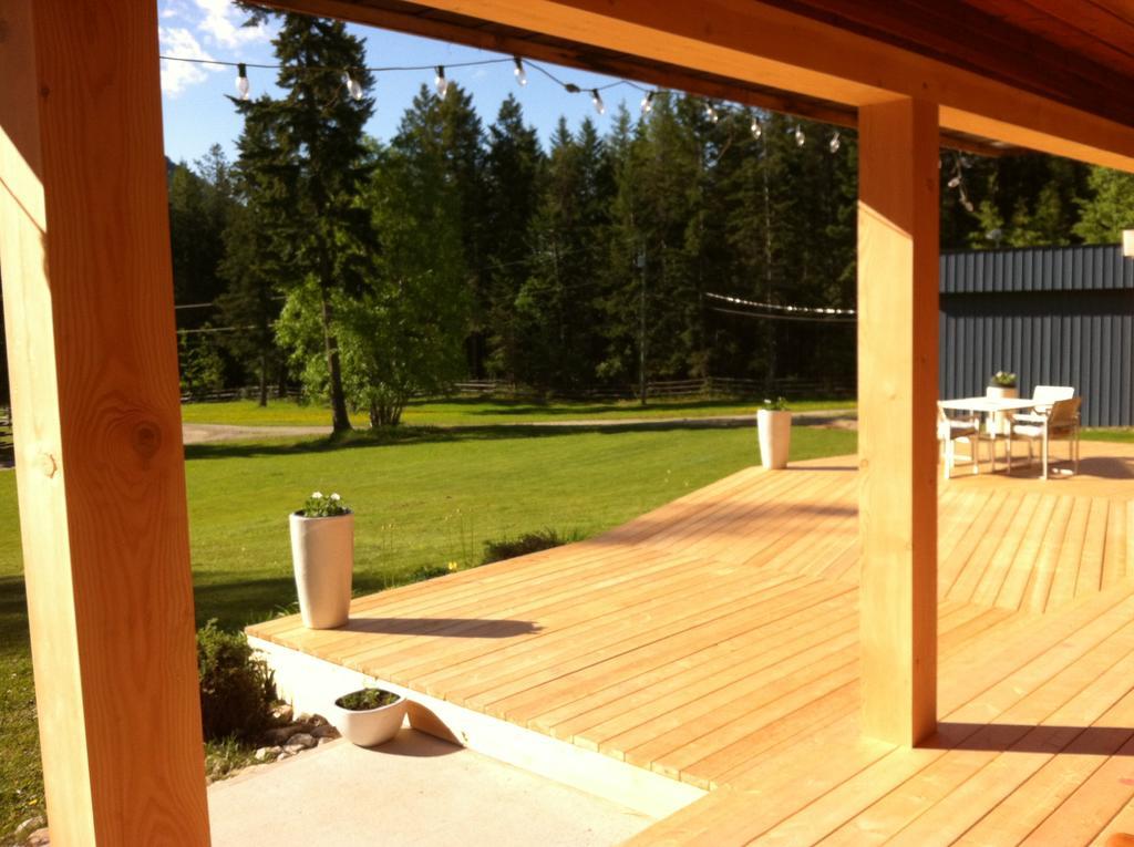 Home Lodge Голден Экстерьер фото