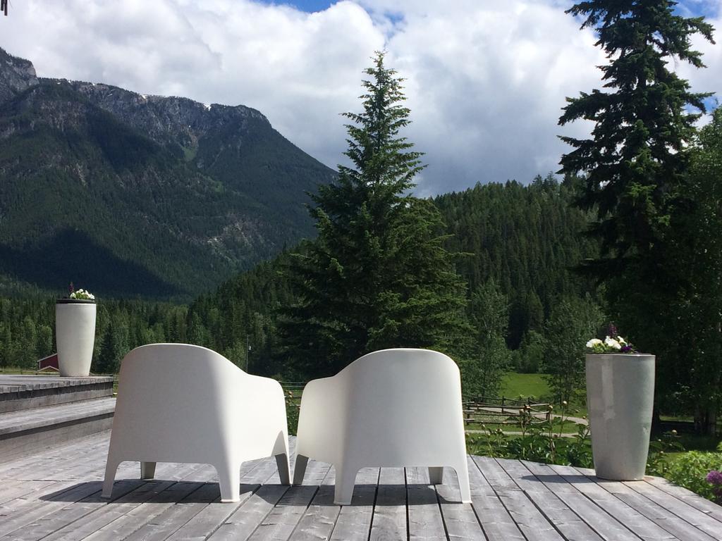 Home Lodge Голден Экстерьер фото