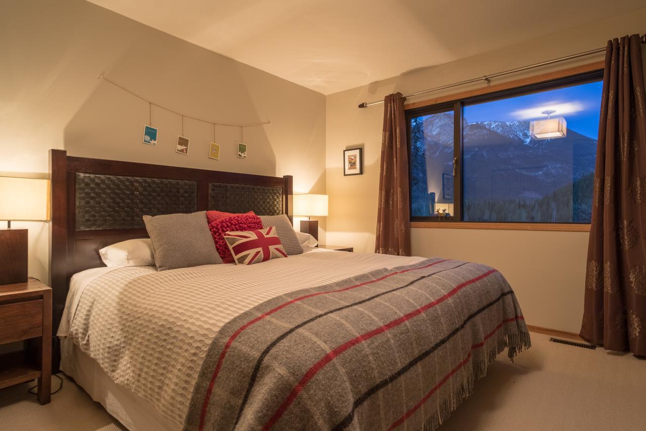Home Lodge Голден Экстерьер фото